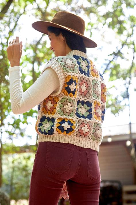 vest van granny squares|crochet granny vest patterns free.